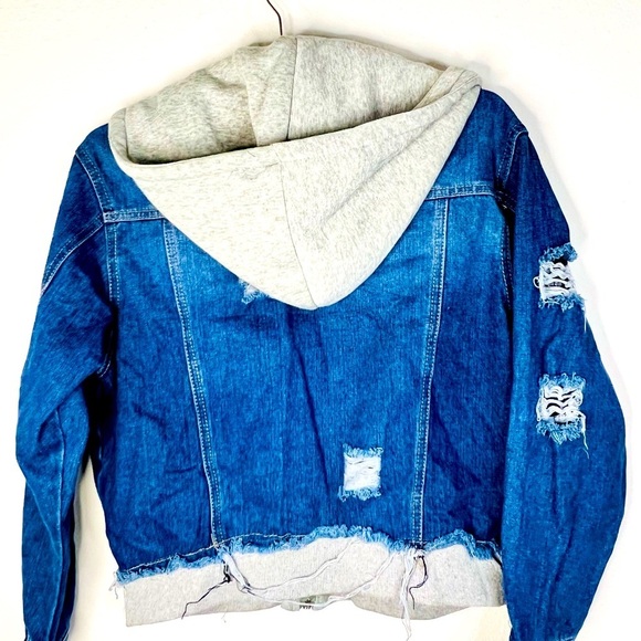 Thrill Jeans Chic Distressed Contrast Hooded Denim Jacket Pockets Size Medium - Picture 7 of 8